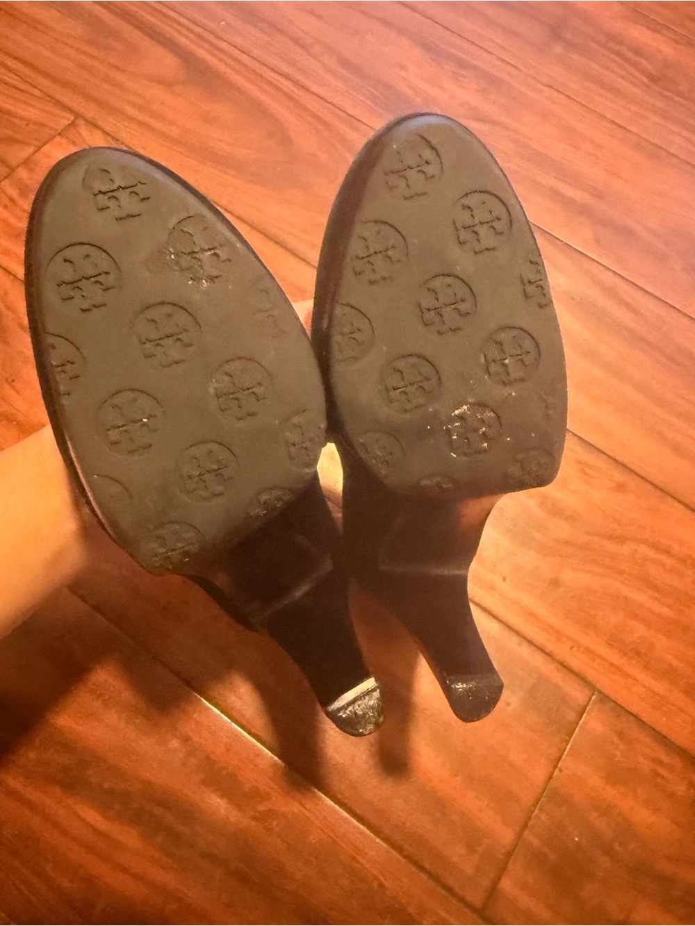 Tory Burch Black Suede Heels with Gold Logo Medallions sizes 8 - Picture 6 of 9